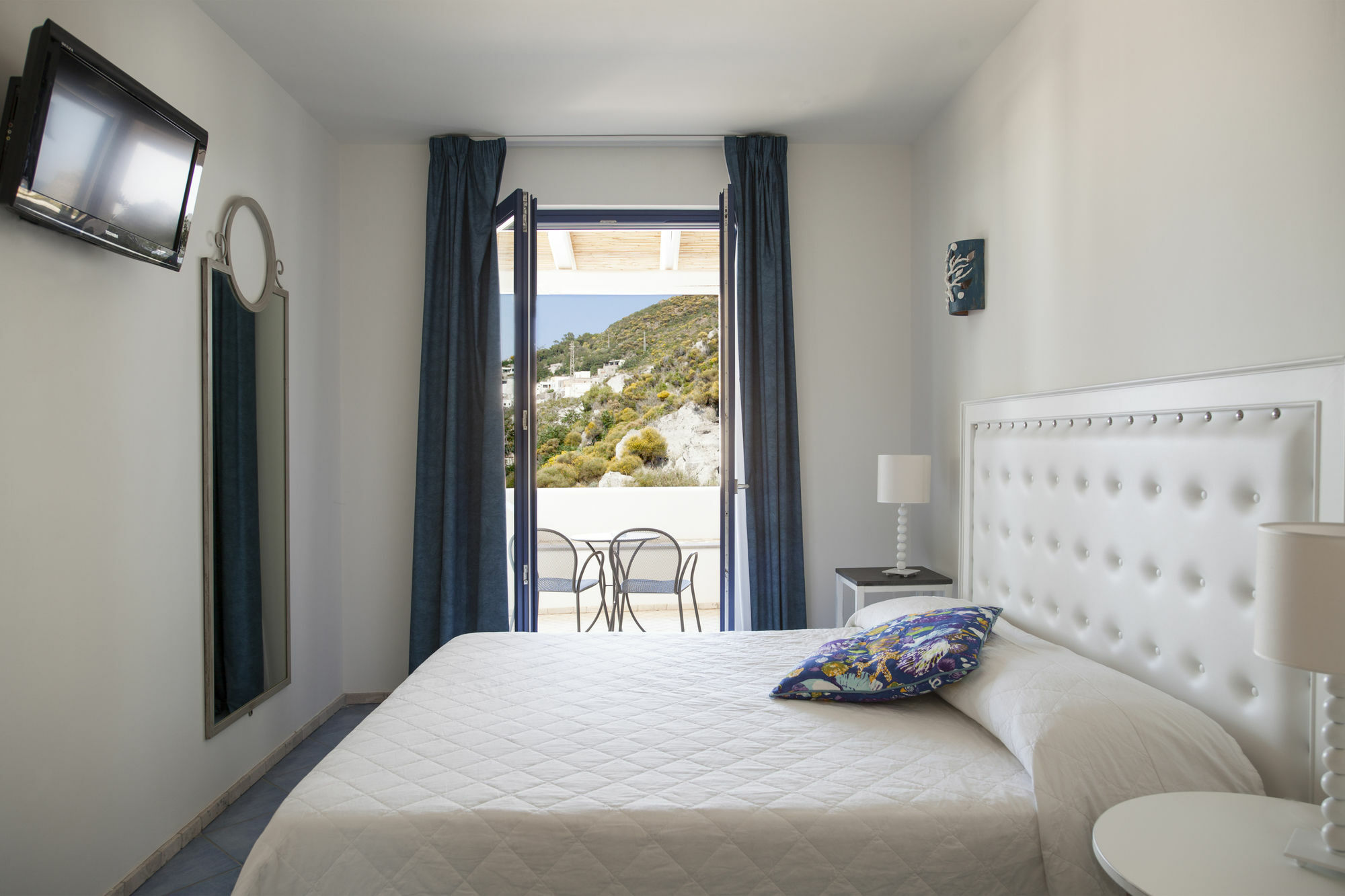 Hotel Cutimare - Aeolian Charme Acquacalda Exteriér fotografie