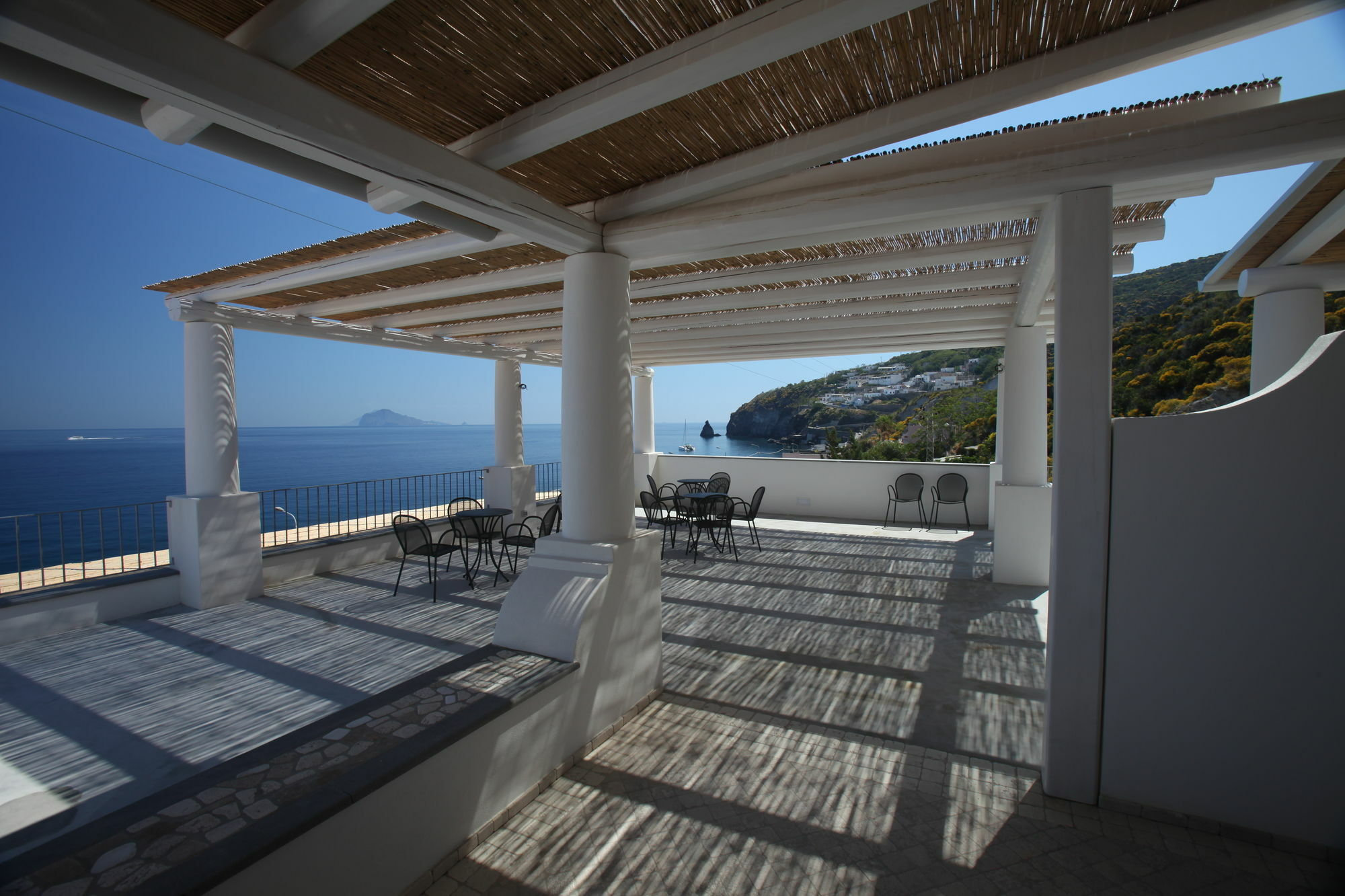 Hotel Cutimare - Aeolian Charme Acquacalda Exteriér fotografie